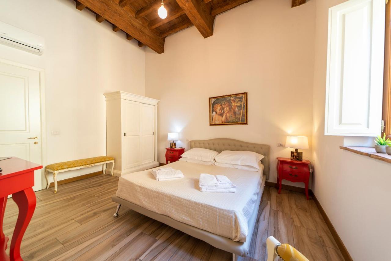 Residenza Santa Croce Apartamento Florença Exterior foto